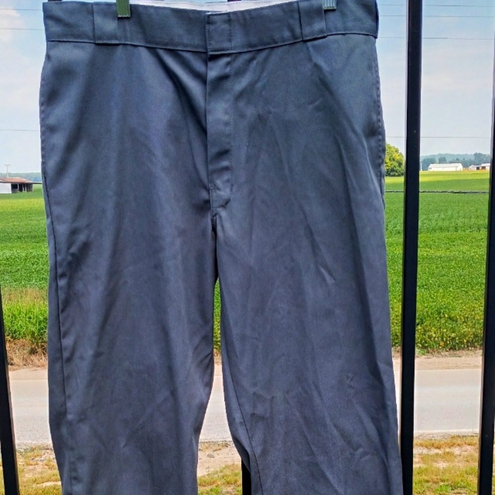 Men Dickies gray pants